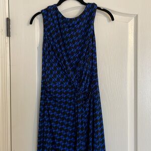 Flattering blue & black sleeveless Tahari dress